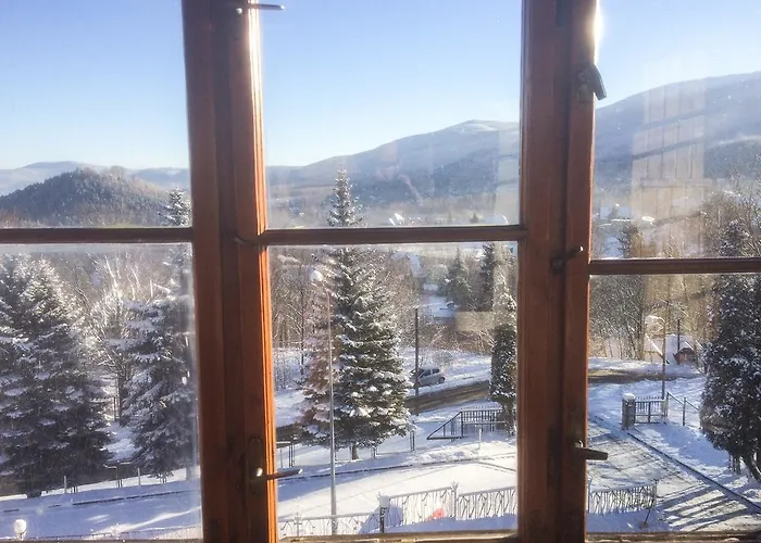 Pensjonat Zielone Wzgórze 3*